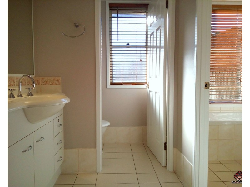 3 Parklane Close, Calamvale QLD 4116