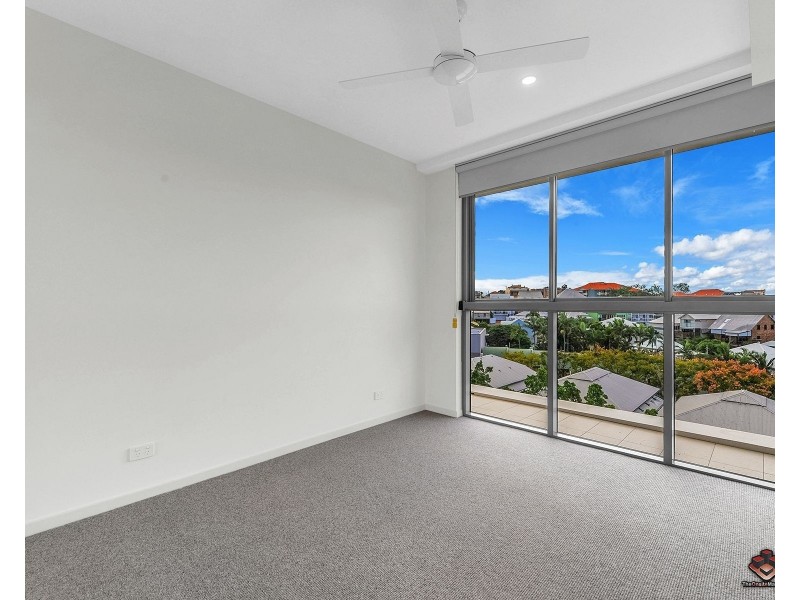 8 Dickens Street, Spring Hill QLD 4000