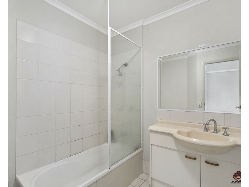 62/643 Pine Ridge Road, Biggera Waters QLD 4216