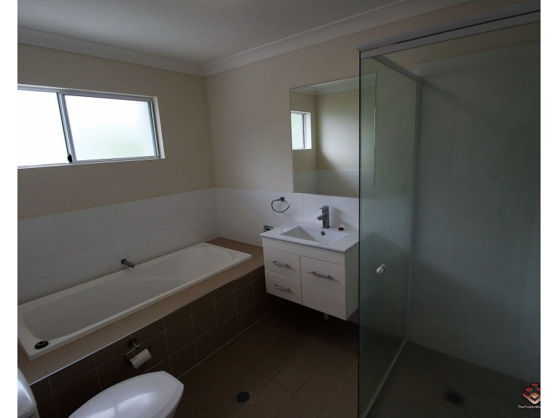 65 Manooka Drive, Cannonvale QLD 4802