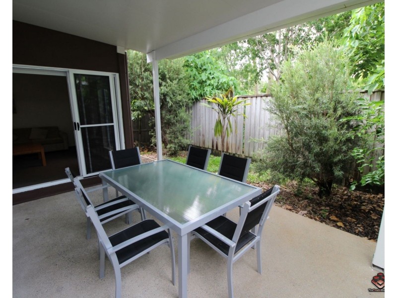 65 Manooka Drive, Cannonvale QLD 4802