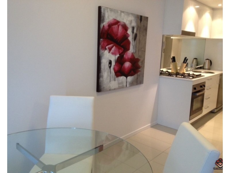 2 East Quay Drive, Biggera Waters QLD 4216