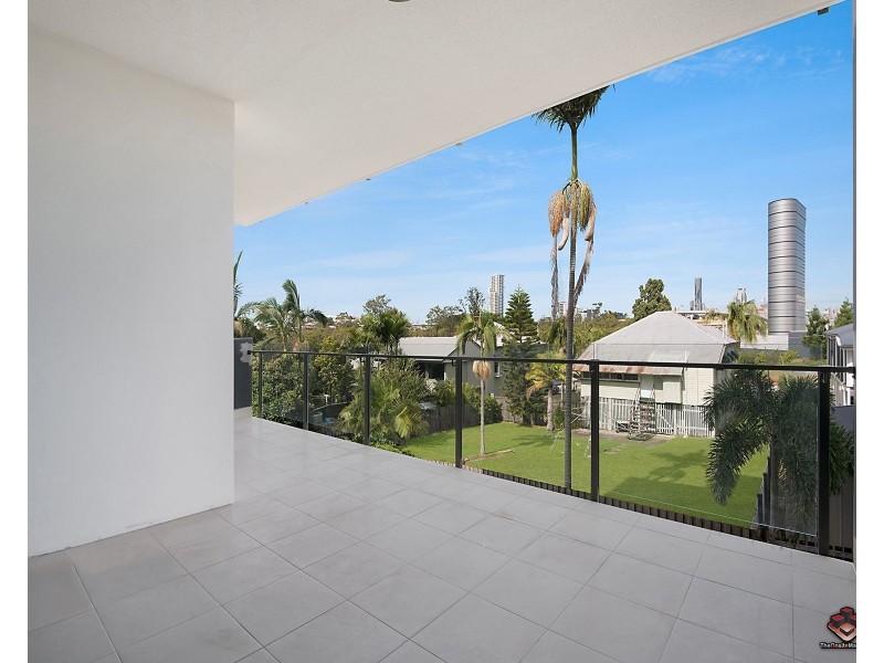 35 Gallway Street, Windsor QLD 4030