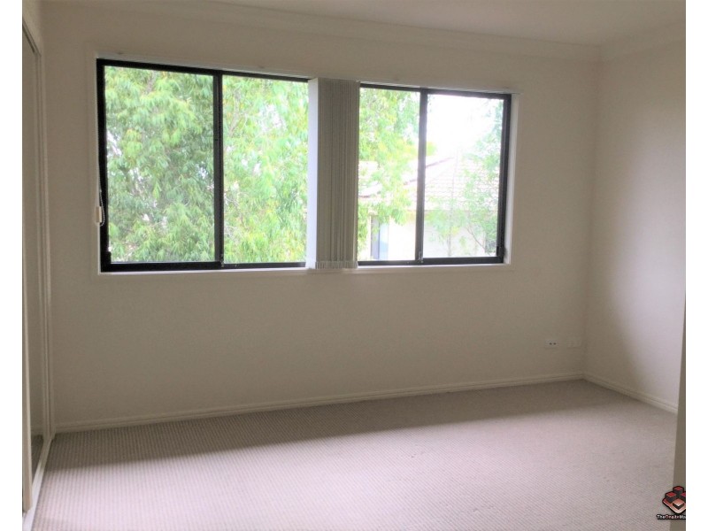 6/2 Tuition Street, Upper Coomera QLD 4209