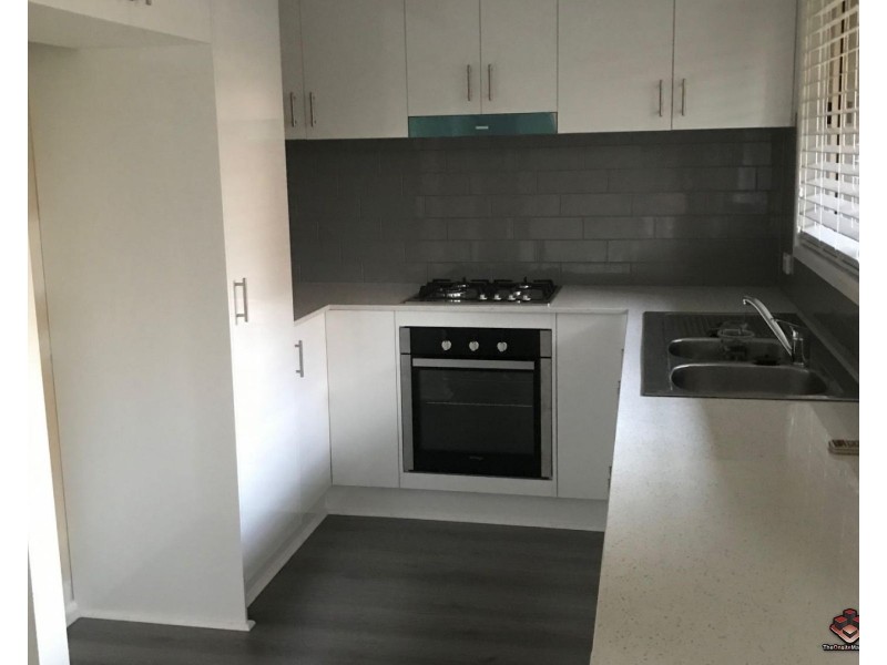 3/167 Central Street, Labrador QLD 4215