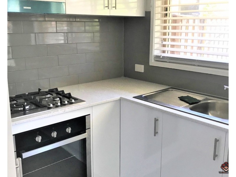 3/167 Central Street, Labrador QLD 4215