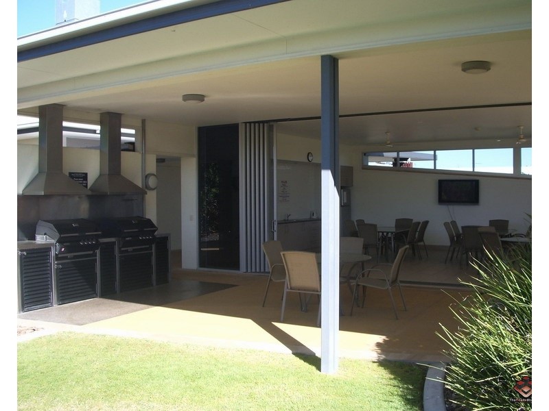 Urangan QLD 4655