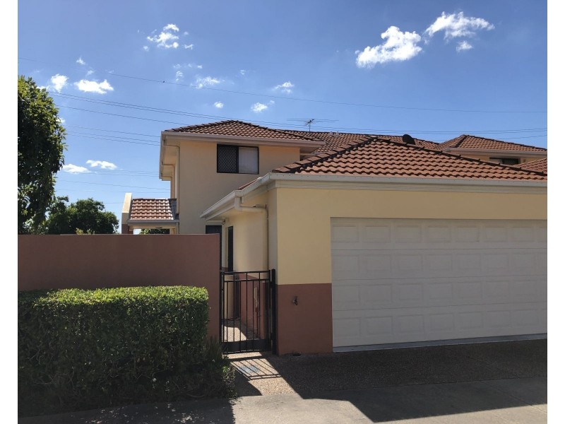 1/110 Scrub Road, Carindale QLD 4152