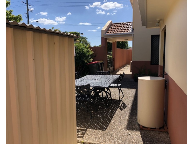 1/110 Scrub Road, Carindale QLD 4152