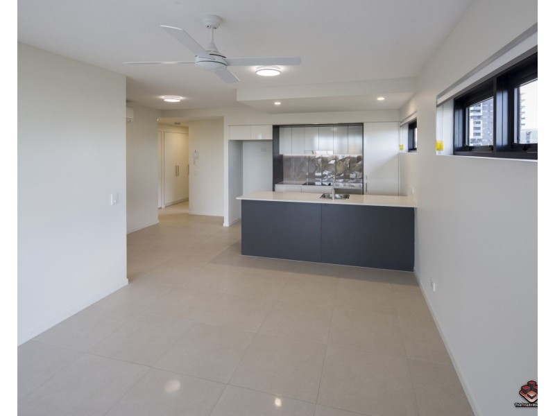 37 Regent Street, Woolloongabba QLD 4102