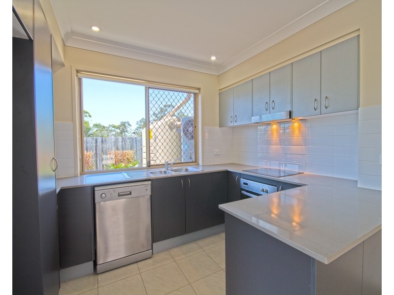 ID:3892956/11 Tripcony Place, Wakerley QLD 4154