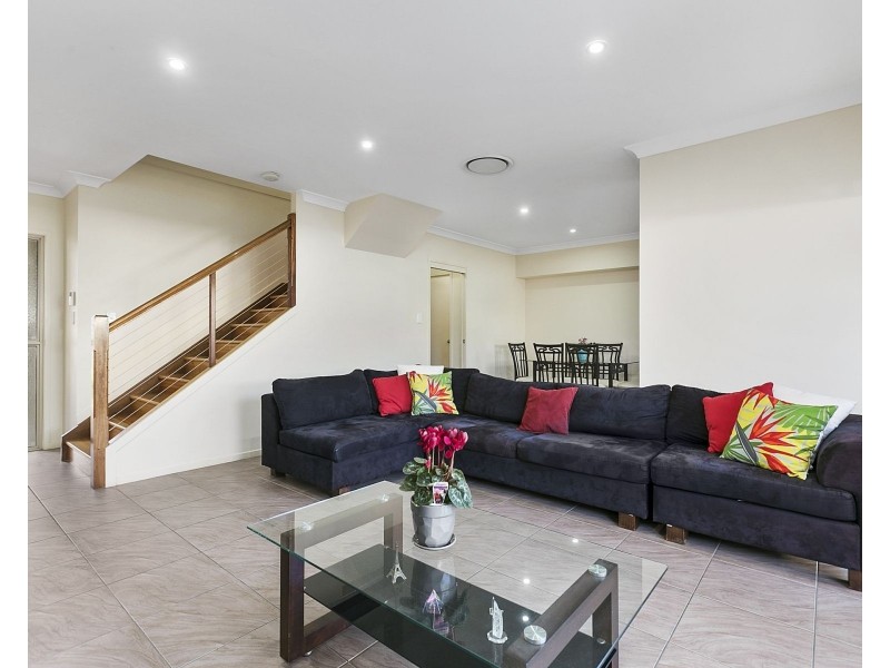 11 Tripcony Place, Wakerley QLD 4154