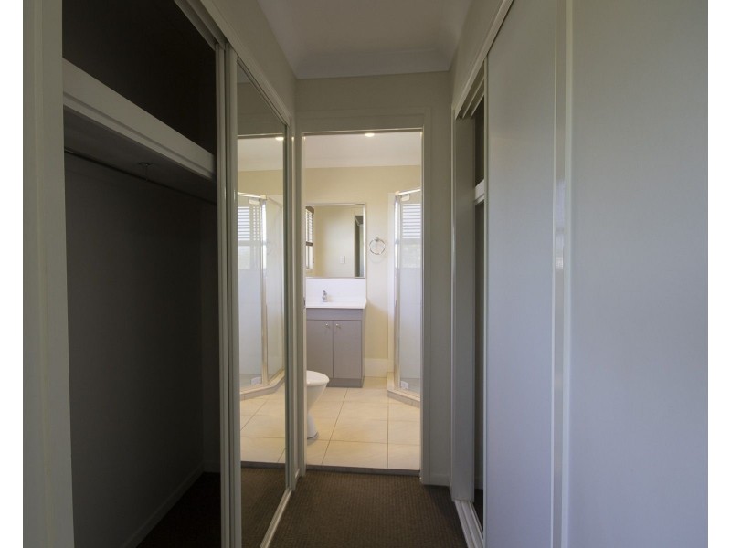 11 Tripcony Place, Wakerley QLD 4154