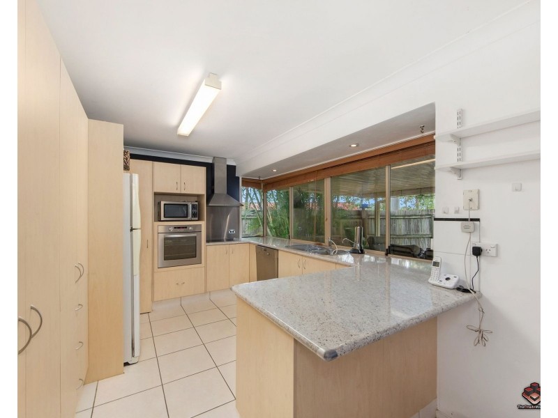 12 Boonah Court, Helensvale QLD 4212