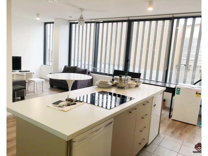 M2306/77 Jurgens Street, Woolloongabba QLD 4102
