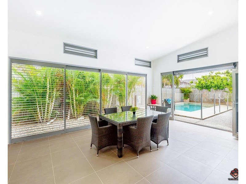 Paradise Point QLD 4216