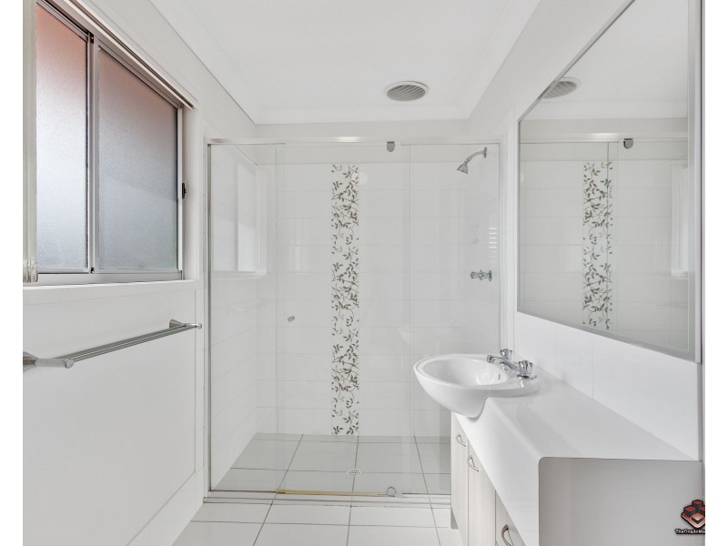 1 Bass Court, North Lakes QLD 4509