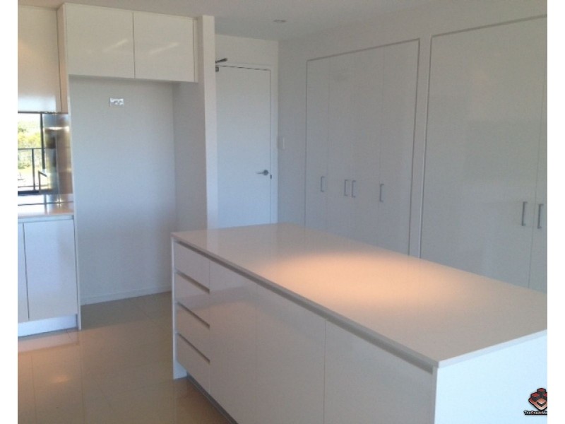 15 Compass Drive, Biggera Waters QLD 4216