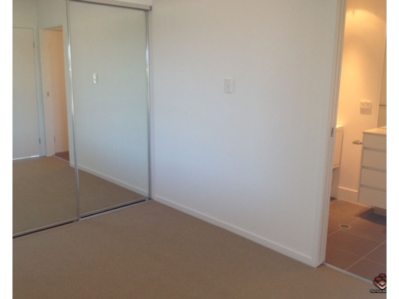 15 Compass Drive, Biggera Waters QLD 4216