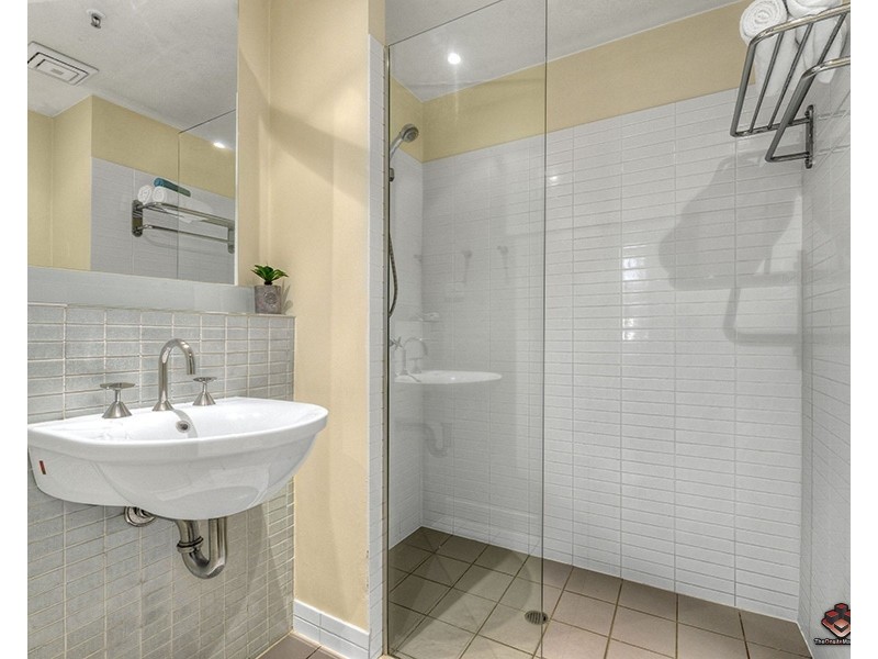 64 Macquarie Street, Teneriffe QLD 4005