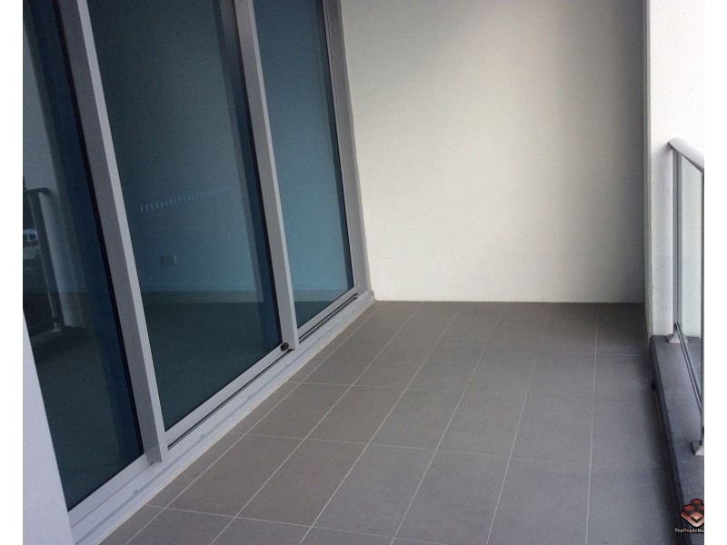 11 Compass, Biggera Waters QLD 4216