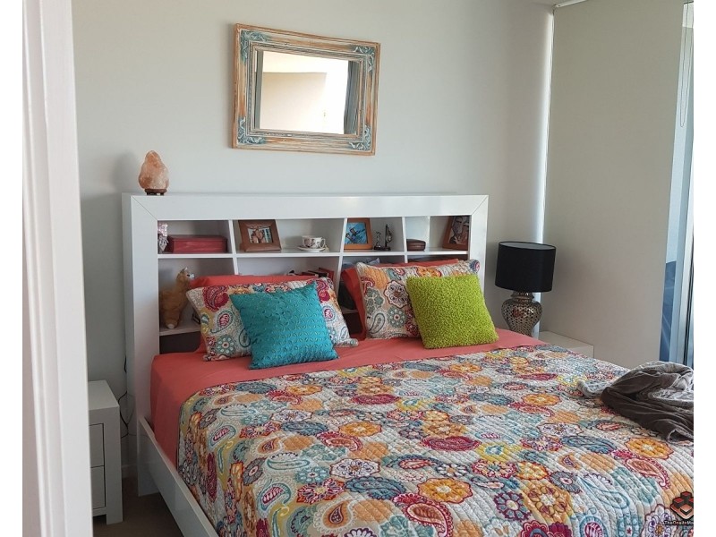 11 Compass, Biggera Waters QLD 4216