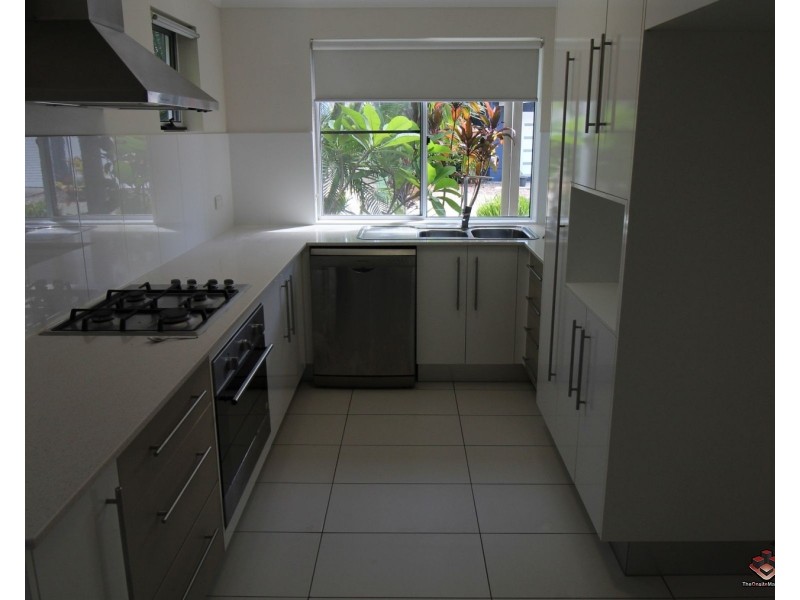 34/65 Manooka Drive, Cannonvale QLD 4802