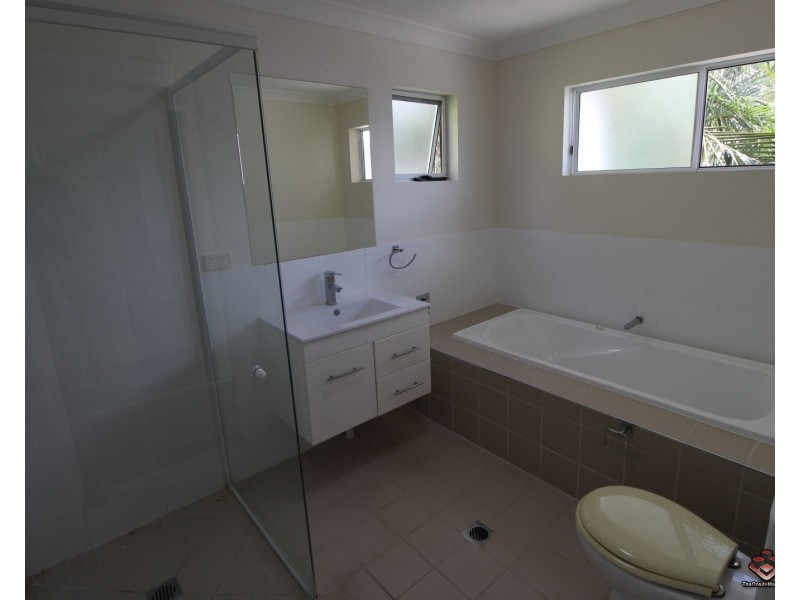 34/65 Manooka Drive, Cannonvale QLD 4802