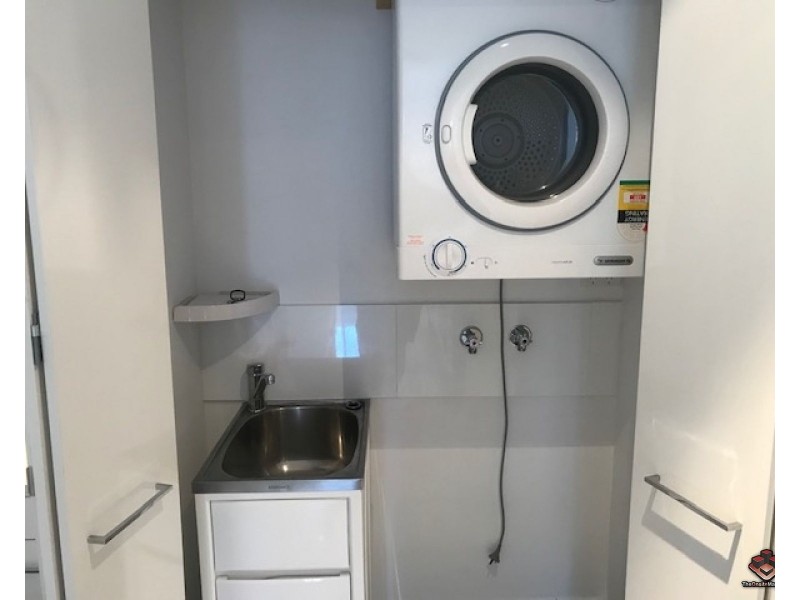 208/20 Labrador Street, Labrador QLD 4215