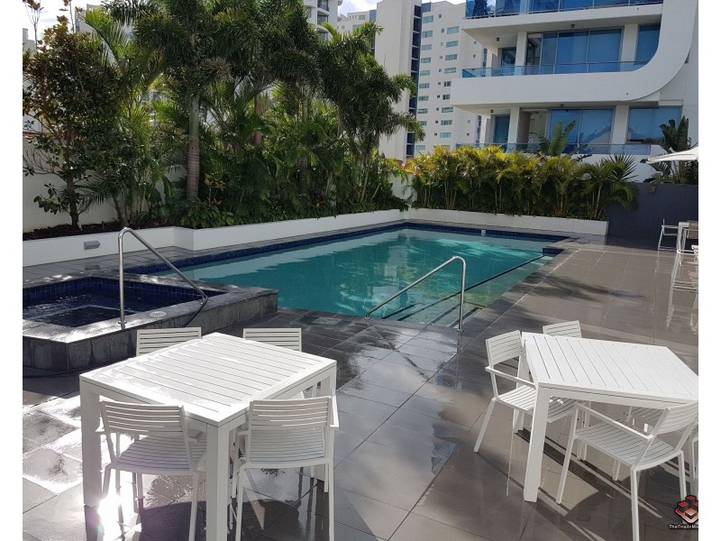 208/20 Labrador Street, Labrador QLD 4215