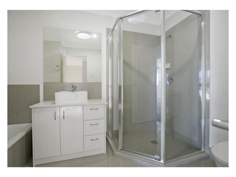 57 Charles Canty Drive, Wellington Point QLD 4160