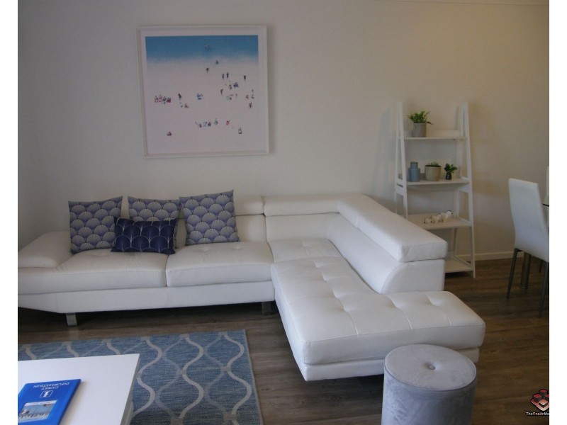 22 Jennifer Avenue, Runaway Bay QLD 4216