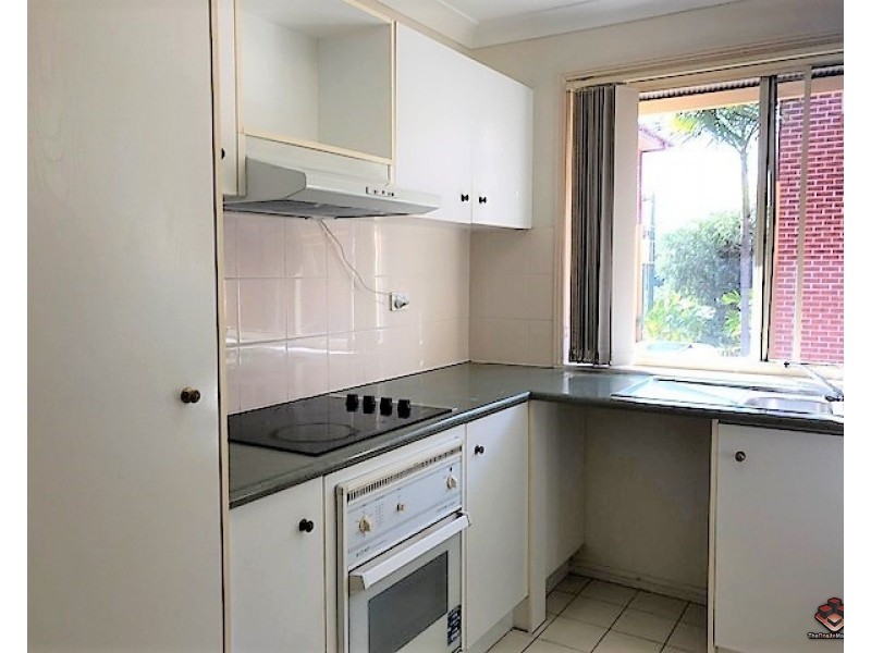 100 Racecourse Drive, Bundall QLD 4217