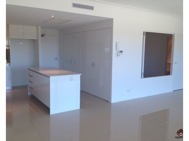 43 HARBOUR TOWN DRIVE, Biggera Waters QLD 4216