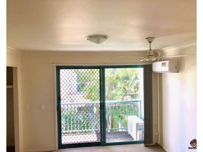 2/89 Heeb Street, Ashmore QLD 4214