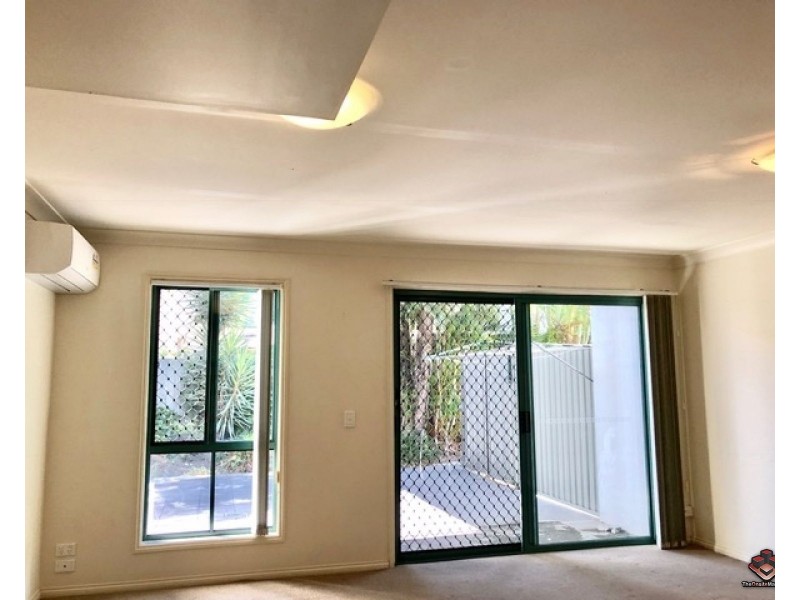 2/89 Heeb Street, Ashmore QLD 4214