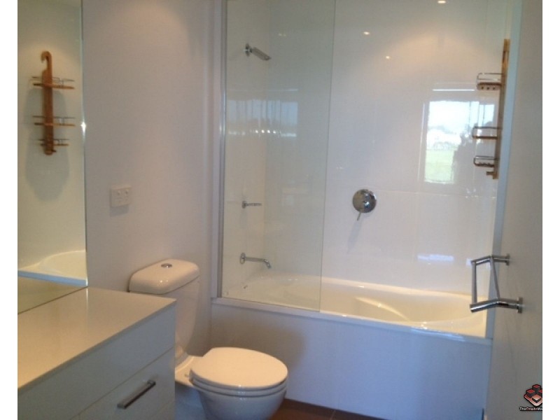 41 Harbour Town Drive, Biggera Waters QLD 4216