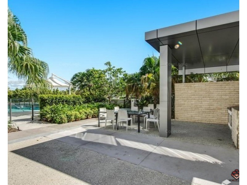 41 Harbour Town Drive, Biggera Waters QLD 4216