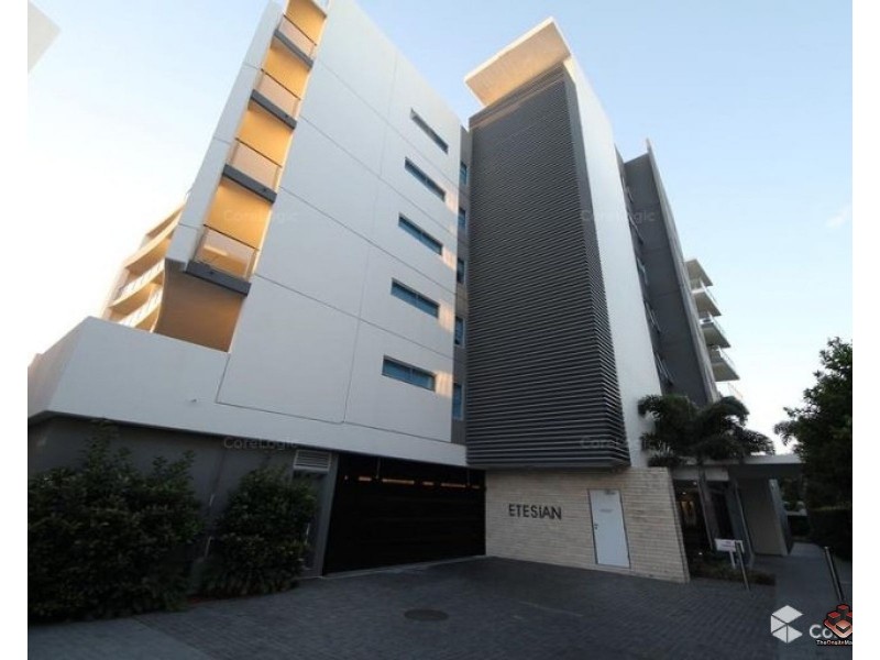 41 Harbour Town Drive, Biggera Waters QLD 4216