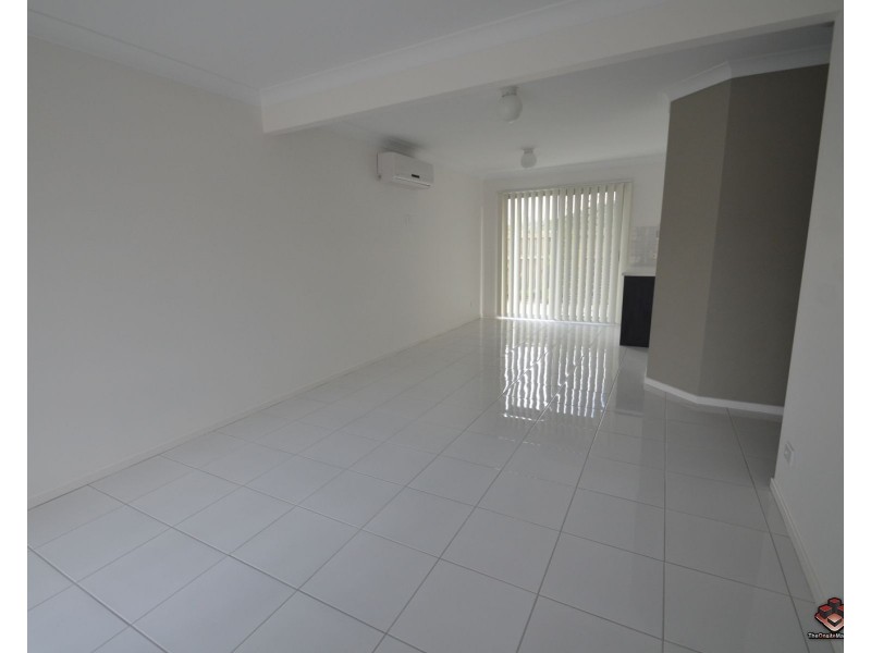 131 McAuley Parade, Pacific Pines QLD 4211