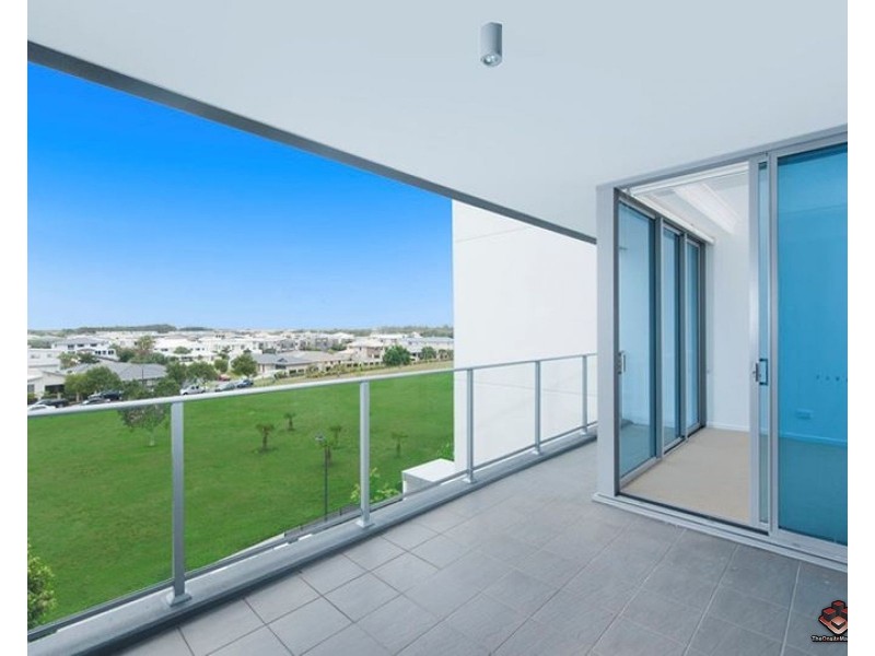 43 Harbour Town Drive, Biggera Waters QLD 4216