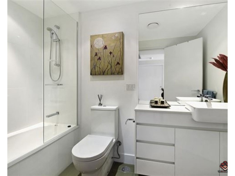 43 Harbour Town Drive, Biggera Waters QLD 4216