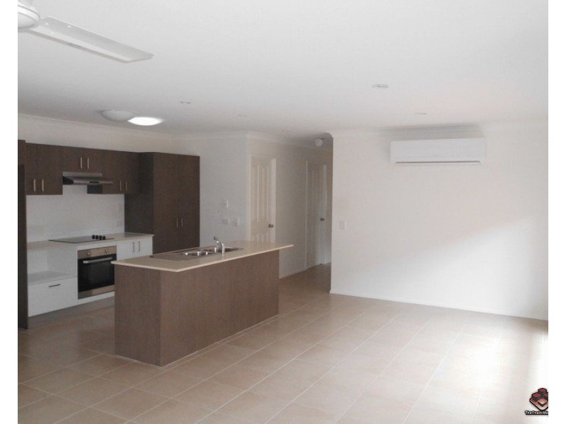170/230 Pulgul Street, Urangan QLD 4655
