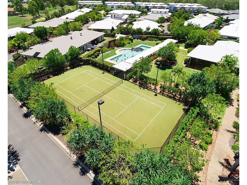 170/230 Pulgul Street, Urangan QLD 4655