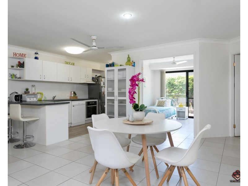 247 Mooroondu Road, Thorneside QLD 4158