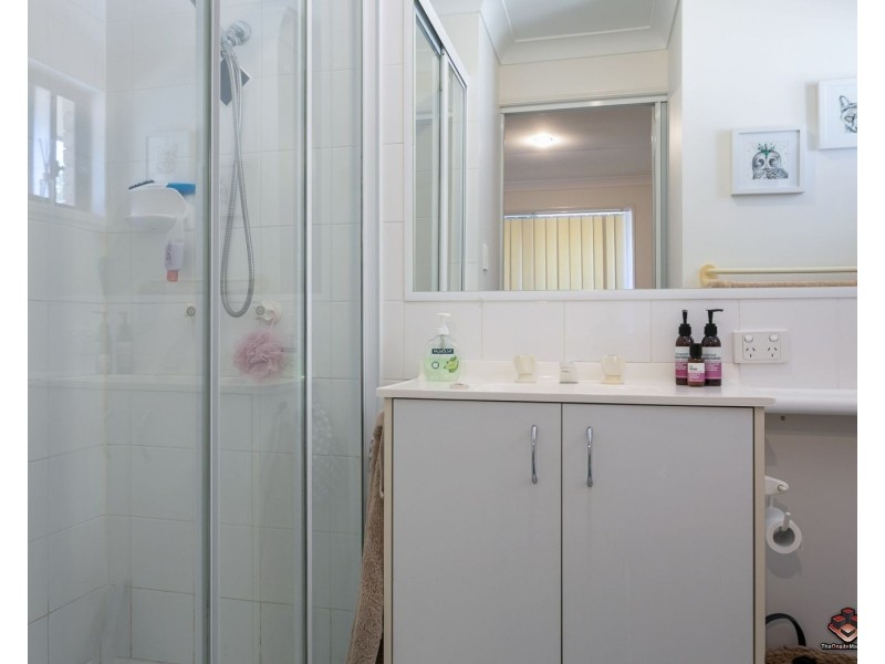 247 Mooroondu Road, Thorneside QLD 4158