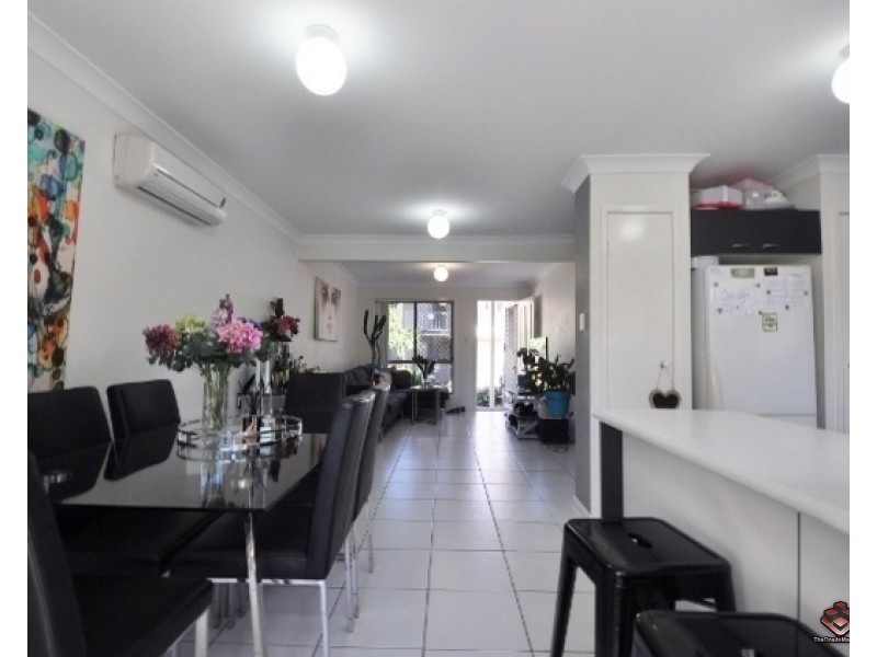 130 Jutland Street, Oxley QLD 4075