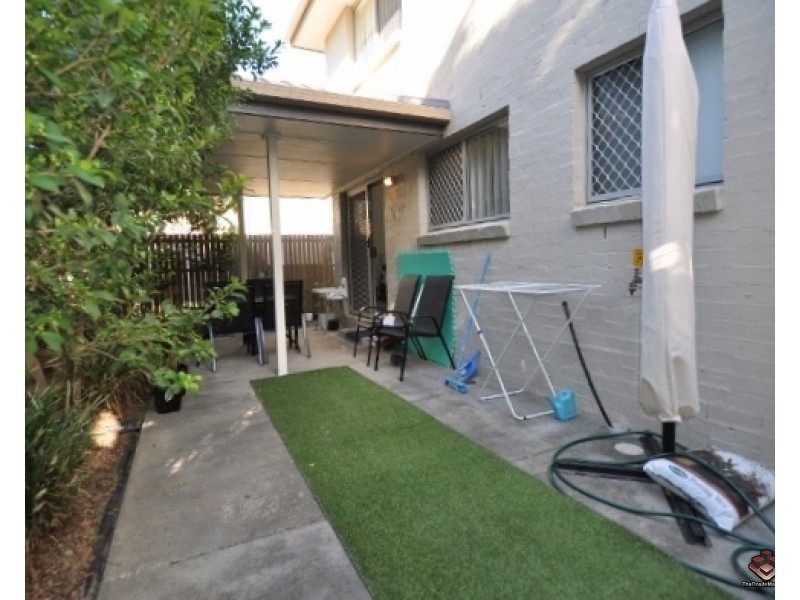 130 Jutland Street, Oxley QLD 4075