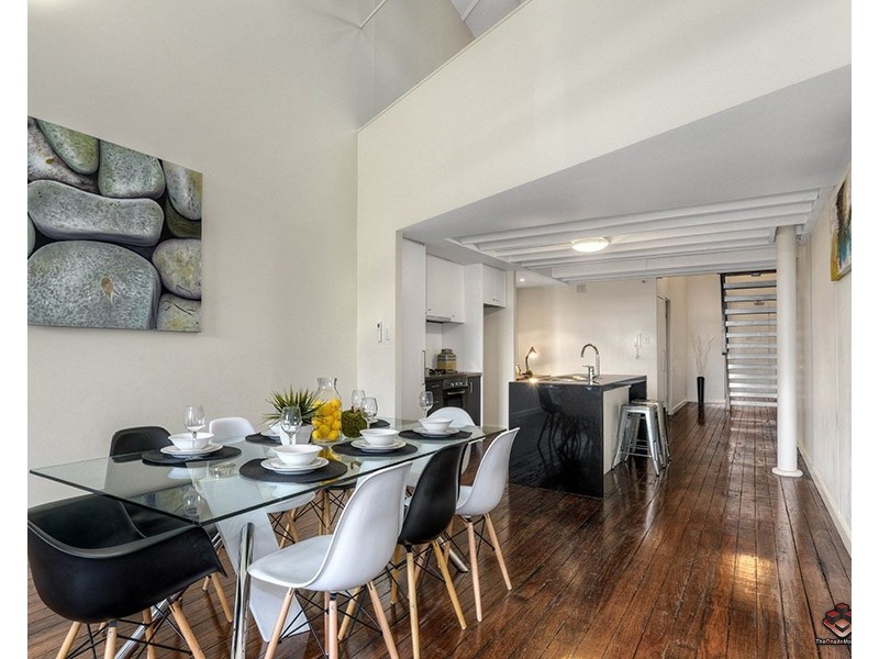 64 Macquarie Street, Teneriffe QLD 4005