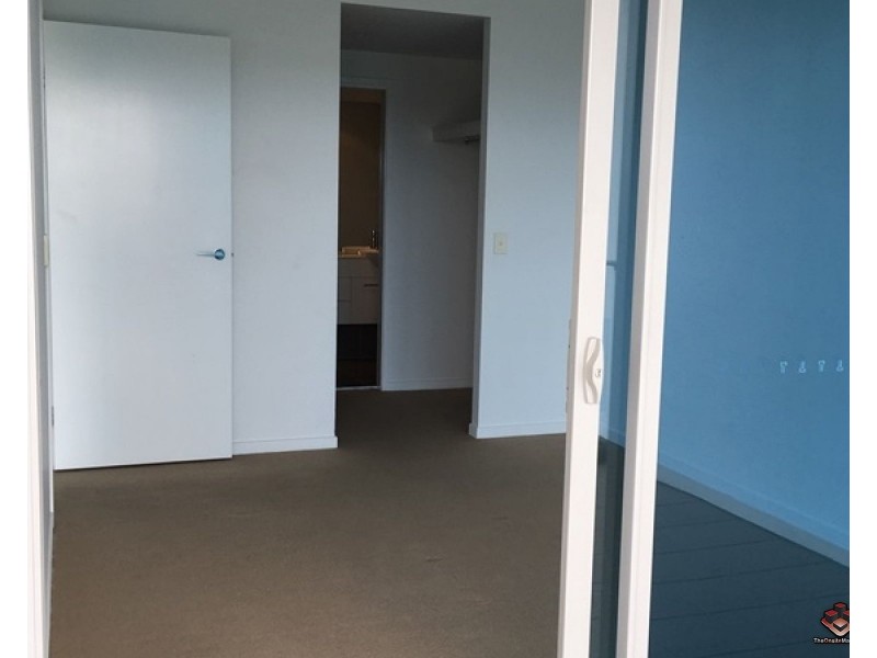 41 Harbour Town Drive, Biggera Waters QLD 4216